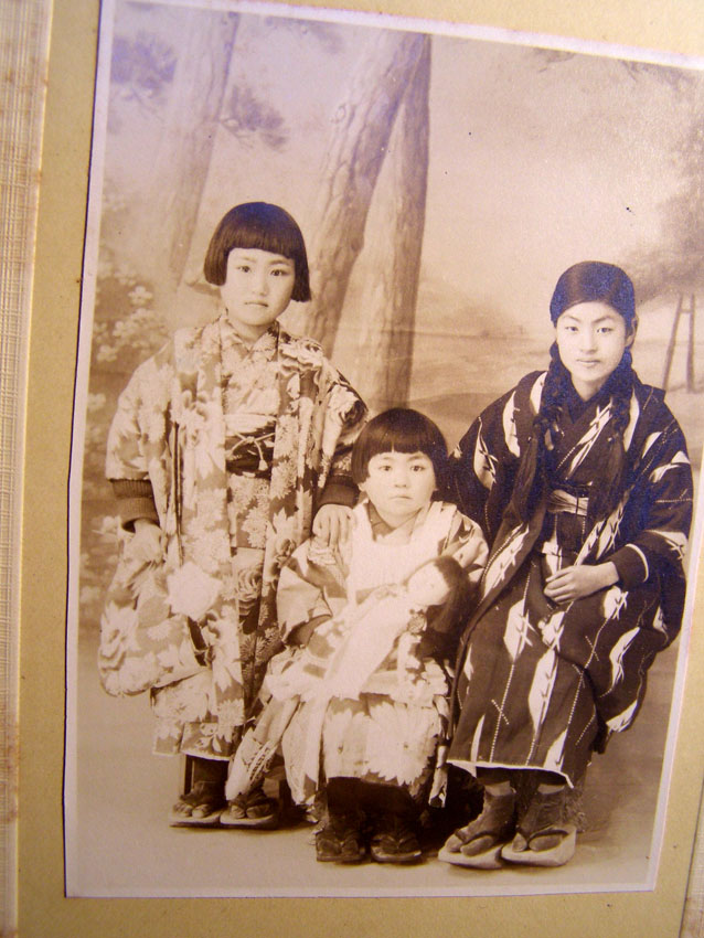 少女古写真: Fractal Underground Studio