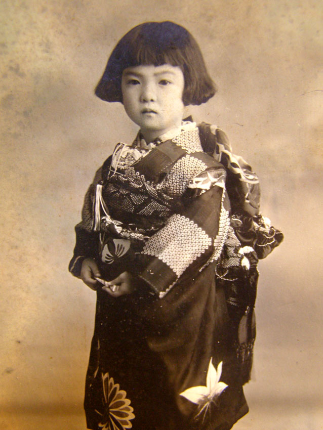 少女古写真: Fractal Underground Studio